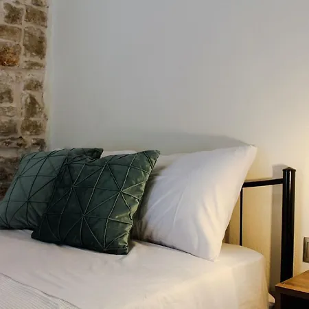 Amfiliki Villa Kavalleraina