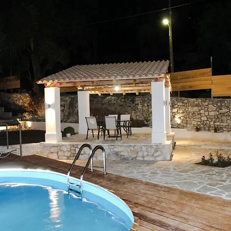 Villa Amfiliki Kavalleraina