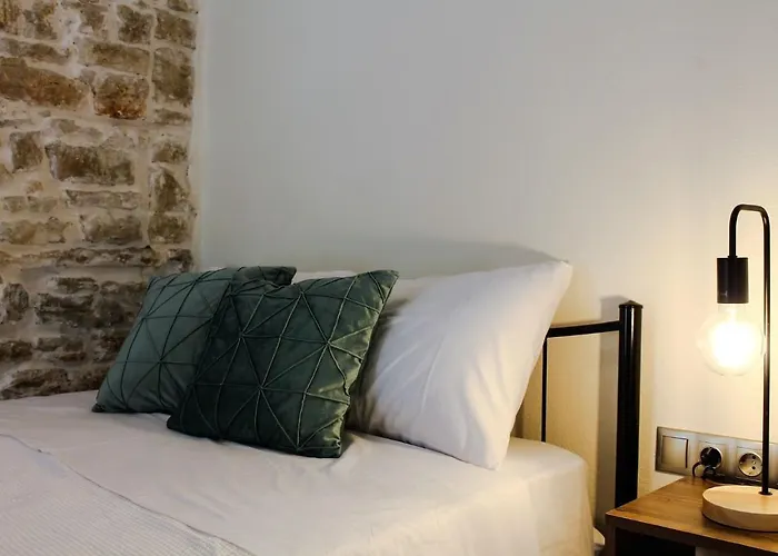 Amfiliki Villa Kavalleraina