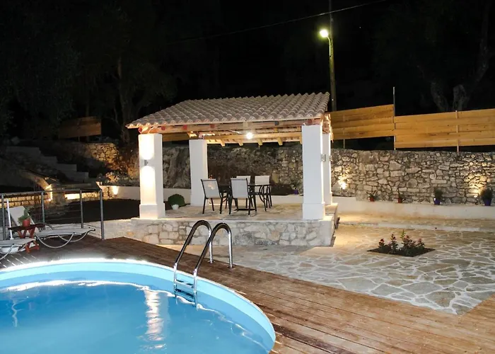 Villa Amfiliki Kavalleraina